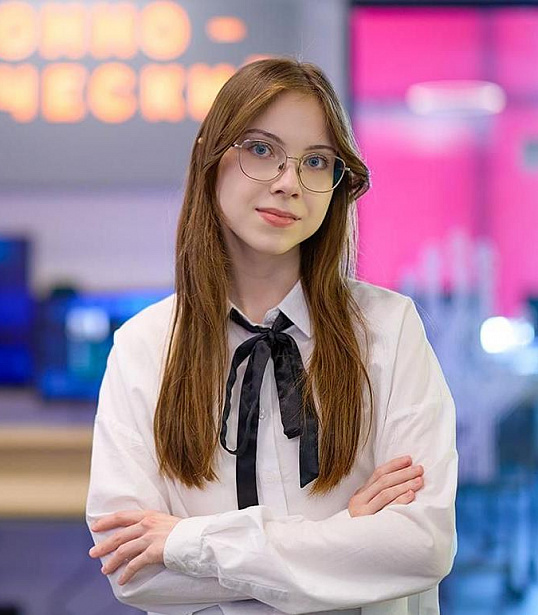 ВПЕРВЫЕ В ИСТОРИИ ЕГЭ МОСКОВСКАЯ ШКОЛЬНИЦА НАБРАЛА 500 БАЛЛОВ